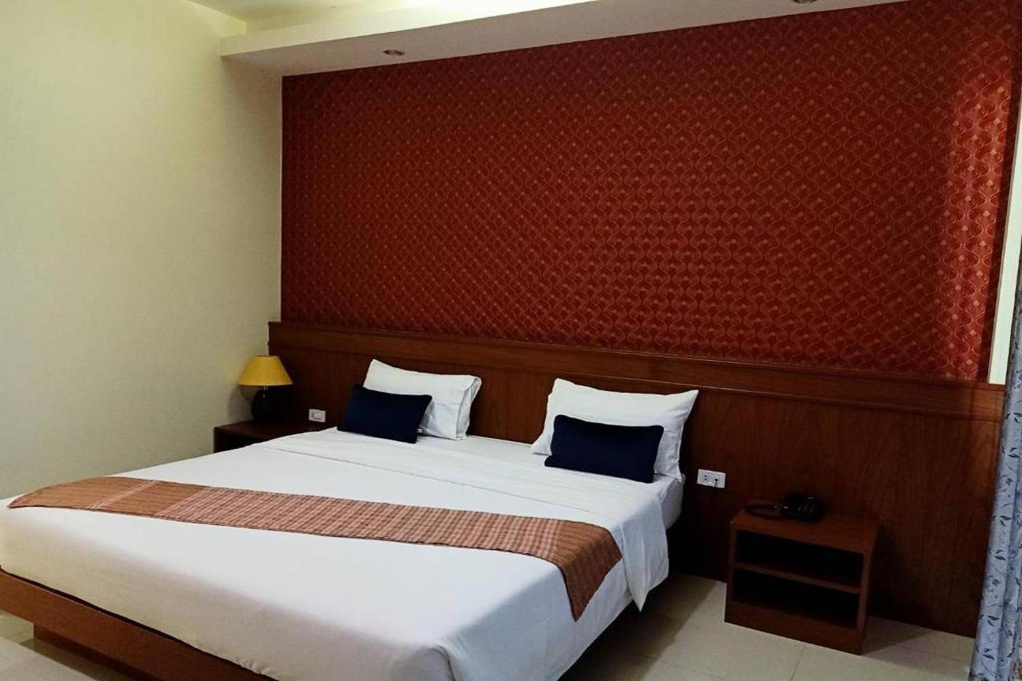 Karnmanee Place Hotel อุดรธานี ภายนอก รูปภาพ